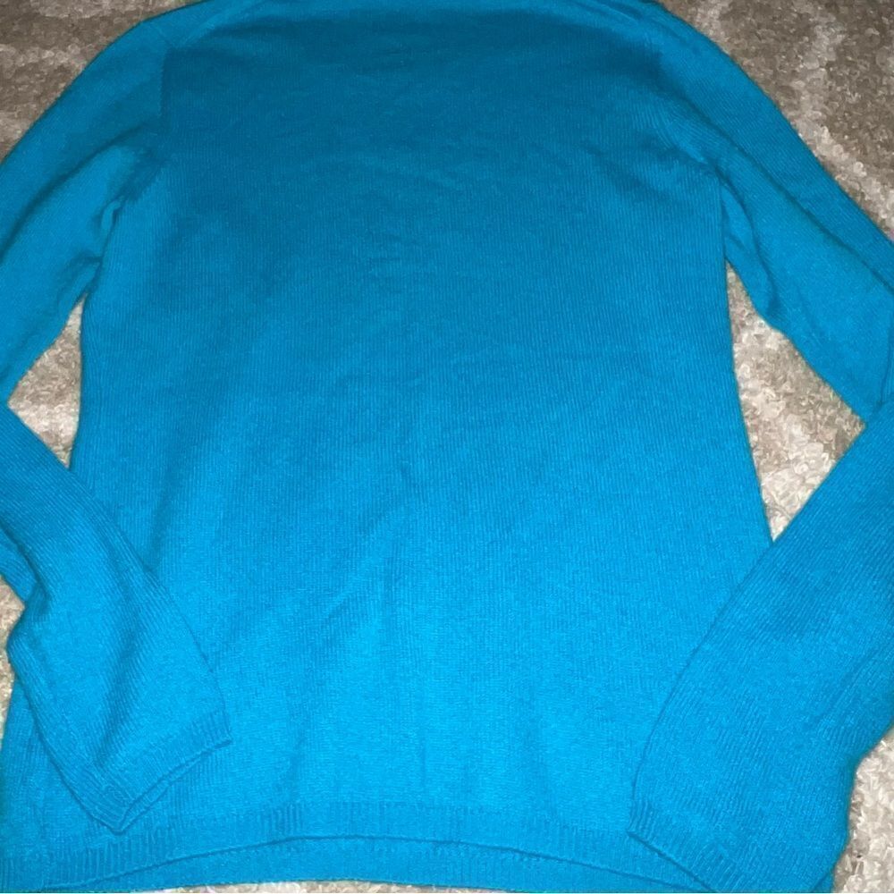 A charter club size S Blue Sweater cashmere